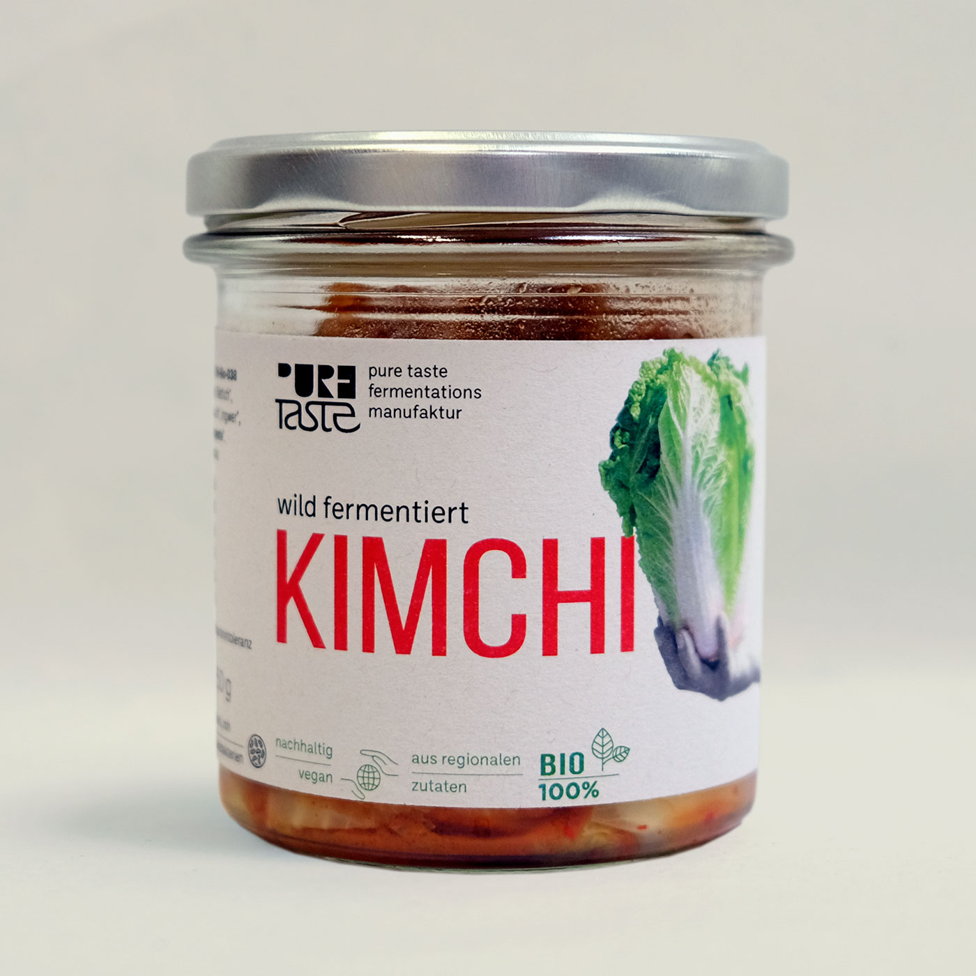 Kimchi, unpasteurisiert im Glas mit regionalen Bio Zutaten